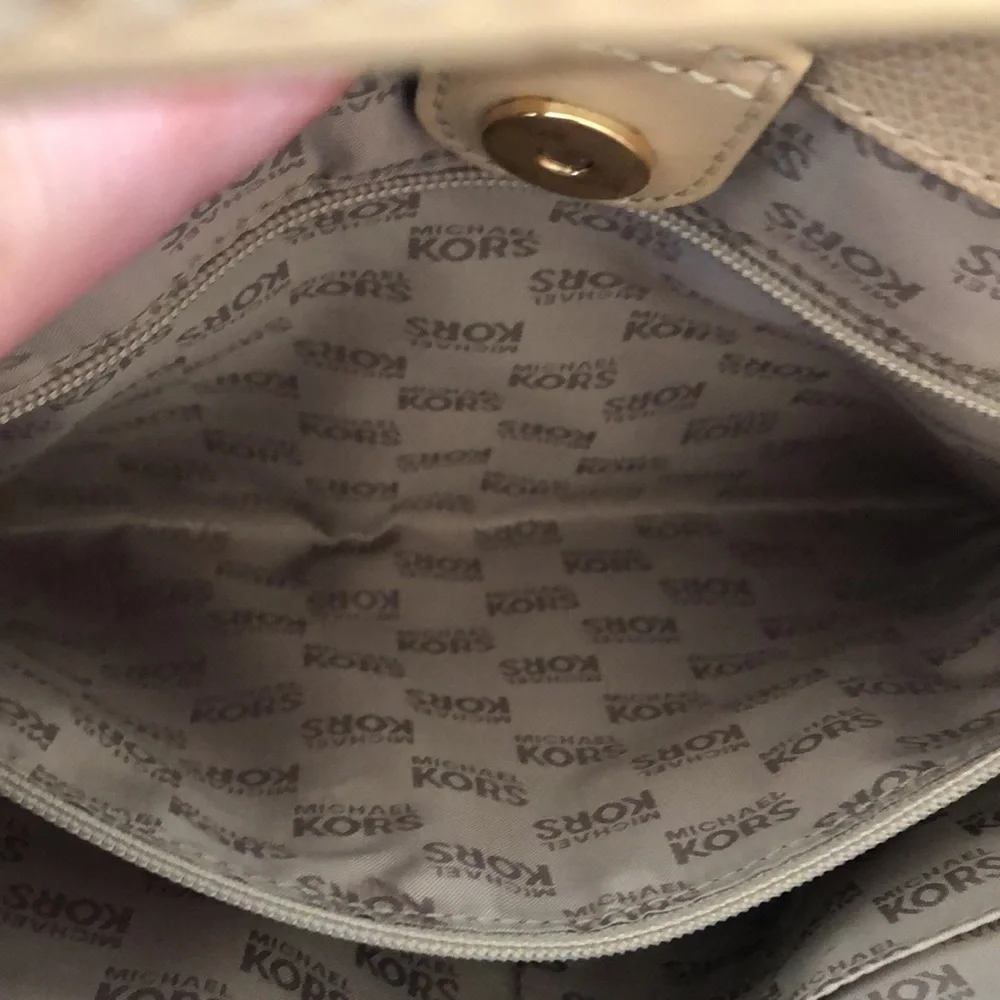 Medium Size Michael Kors Tote - Tan - Picture 7 of 14